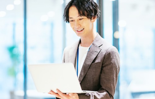 AIQ株式会社の正社員 営業職の求人情報イメージ1